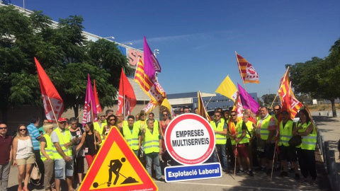 Protesta contra empreses que contracten companyies multiserveis per evitar els convenis col·lectius / UGT