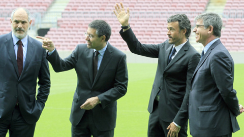 Zubizarreta, Bartomeu y Luis Enrique, el día de la presentación del técnico. EFE