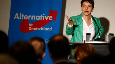 La líder de Alternativa para Alemania, Frauke Petry, durante un mitin en Berlín. - REUTERS