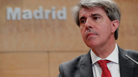 El presidente en funciones de la Comunidad de Madrid, Ángel Garrido, durante la rueda de prensa que ha ofrecido tras la reunión delEjecutivo autonómico. EFE