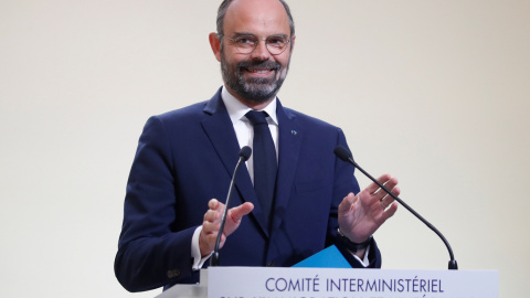 El primer ministro francés, Edouard Philippe, durante la comparecencia de prensa en la que ha anunciado las nuevas políticas restrictivas en materia de inmigración./ Charles Platiau (POOL)