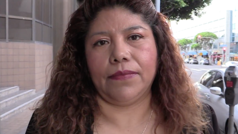 Flor Molina dejó su México natal con la promesa de un trabajo en Estados Unidos. Al llegar a Los Ángeles, se convirtió en presa fácil de los traficantes humanos y fue esclavizada durante cuarenta días./ Aitana Vargas (2018)