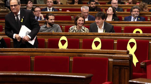 El candidato a presidente de la Generalitat, Quim Torra, se dispone a iniciar su intervención ante el pleno del Parlament, donde se celebra la segunda sesión del debate de investidura. EFE/Toni Albir