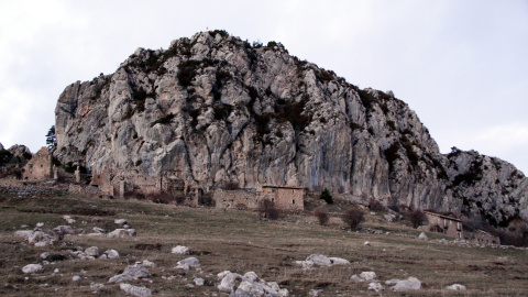 El poble abandonat de Peguera, al Berguedà.