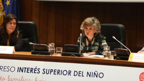 María Luisa Carcedo, durante su intervención en la inauguración del IV Congreso Interés Superior del Niño. / EP