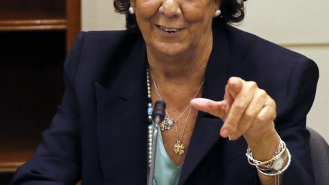 La senadora Rita Barberá,durante la reunión Grupo Mixto del Senado donde, entre otros asuntos,se ha tratado de su situación dentro de sus filas despues de que causara baja en el PP. EFE/Mariscal