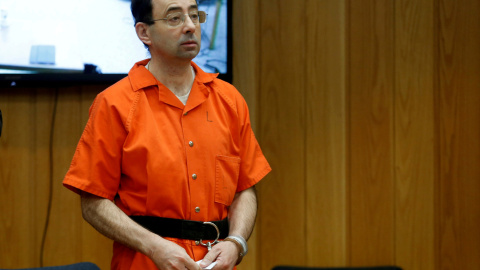 El que fuera médico del equipo olímpico de gimnasia de Estados Unidos, Larry Nassar, durante el juicio. REUTERS/Archivo