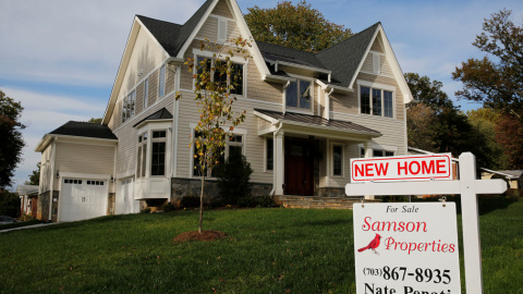 Casa en venta en la localidad de Vienna, en las afueras de Washington. REUTERS / Larry Downing