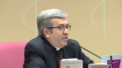 La Conferencia Episcopal apoya al obispo de AlcalÃ¡ denunciado por los cursos para "curar" la homosexualidad  