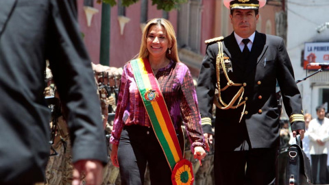 La presidenta interina de Bolivia, Jeanine Añez, en un acto en La Paz. (MANUEL CLAURE | REUTERS)