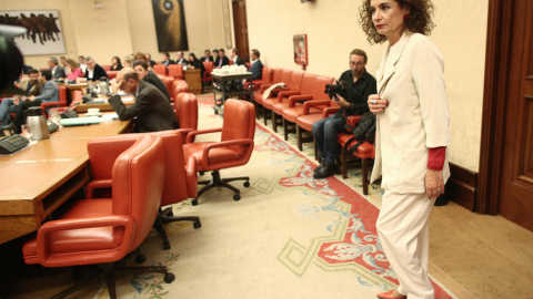 La ministra de Hacienda en funciones, María Jesús, en una reunión de la Diputación Permanente del Congreso. E.P./Eduardo Parra