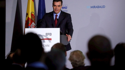 El presidente del Gobierno en funciones, Pedro Sánchez, durante su intervención en la clausura del VI Congreso de las Empresas Familiares Europeas, que organiza el European Family Businesses (EFB), en Madrid. EFE/Juan Carlos Hidalgo