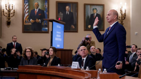 Gordon Sondland durante su comparecencia este miércoles en el Congreso de EE.UU. / EFE/EPA/SHAWN THEW