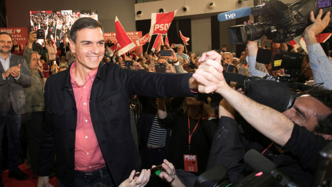 12/04/2019 - El presidente del Gobierno, Pedro Sánchez, a su llegada a su primer mitin tras la apertura oficial de la campaña electoral, este viernes en Castellón. EFE/Domenech Castelló