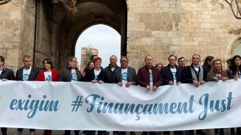 Cabeza de la manifestación en València por la mejora de la financiación autonómica. TWITTER