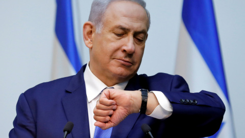 El primer ministro israelí, Benjamín Netanyahu, ha sido imputado por cohecho, fraude y abuso de confianza. / Reuters