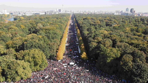 Vista general de la manifestación en Berlín contra el TTIP. REUTERS/Fabrizio Bensch