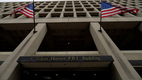 Edificio J. Edgar Hoover del FBI en Washington. REUTERS/Jim Bourg