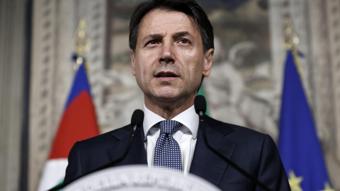 El jurista Giuseppe Conte, propuesto por el Movimiento 5 Estrellas (M5S) y la Liga Norte (LN) como primer ministro italiano en una rueda de prensa. EFE