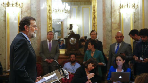 El presidente del Gobierno, Mariano Rajoy durante la rueda de prensa ofrecida tras la aprobación de los Presupuestos Generales del Estado para 2018, 23 de mayo de 2018 en el Congreso de los Diputados de Madrid. EFE/ J.P.Gandul