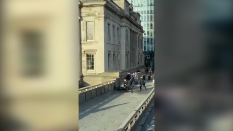 Varios heridos en un apuÃ±alamiento en el Puente de Londres