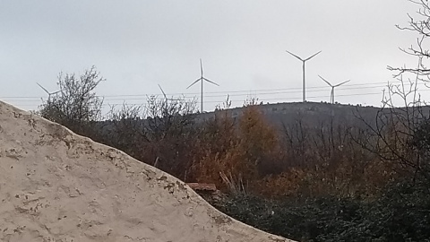 Vista de turbinas eólicas en Aras de los Olmos. / AYUNTAMIENTO DE ARAS DE LOS OLMOS