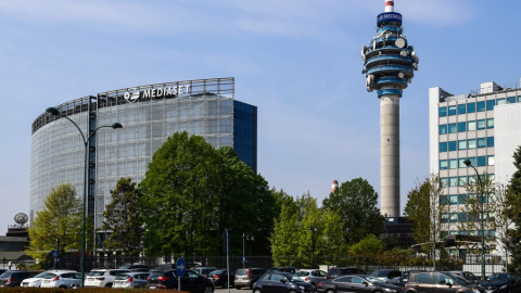 Vista de la sede del Grupo Mediaset, en Milán. AFP/ Miguel Medina