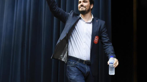 El candidato de IU a la Presidencia del Gobierno, Alberto Garzón, durante su intervención hoy en la presentación de su candidatura "Ahora con Alberto Garzón" a las primarias de Ahora en Común Madrid.. EFE/Fernando Villar.