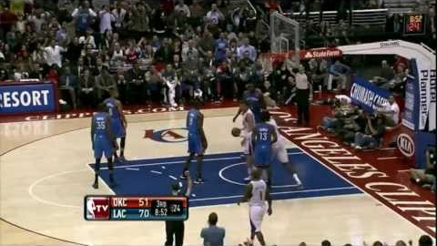 Blake Griffin Insane Dunk on Kendrick Perkins [HD]