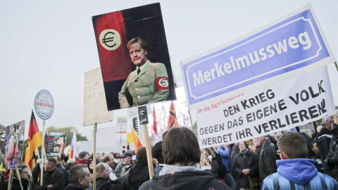 Un momento de la manifestación del movimiento Pegida en Dresde. - EFE