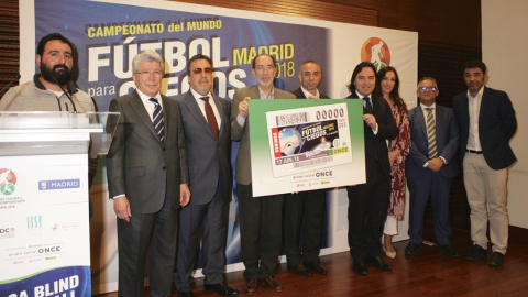 Presentación del cupón que la Organización dedica al Mundial de Fútbol para Ciegos. ONCE