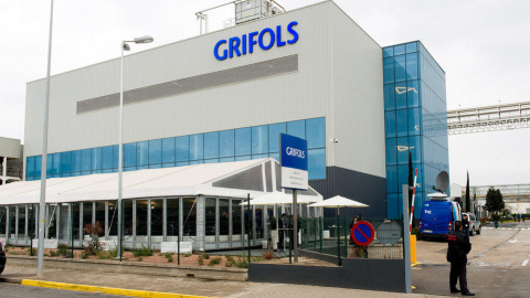 Grifols inauguró una planta en Parets (Barcelona)