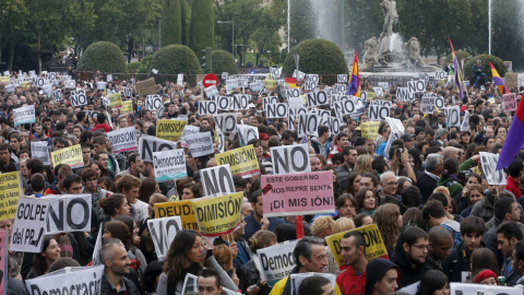 Una manifestación en la Plaza de Neptuno. REUTERS