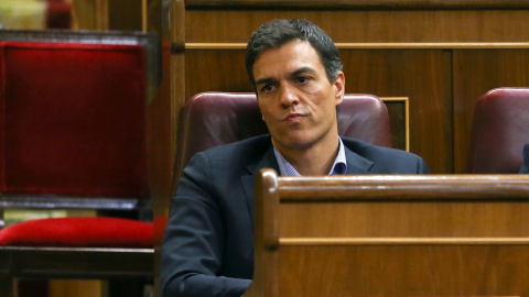 Pedro Sánchez durante la primera votación del debate de investidura del candidato del PP, Mariano Rajoy. / REUTERS