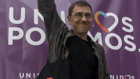 El politólogo Juan Carlos Monedero durante la celebración de un acto público dentro de la campaña para las elecciones generales del 26J. EFE/Pepe Zamora