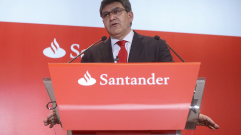 El consejero delegado del Banco Santander, José Antonio Álvarez, durante la presentación de los resultados del banco correspondientes al tercer trimestre del año. EFE/Juan Carlos Hidalgo