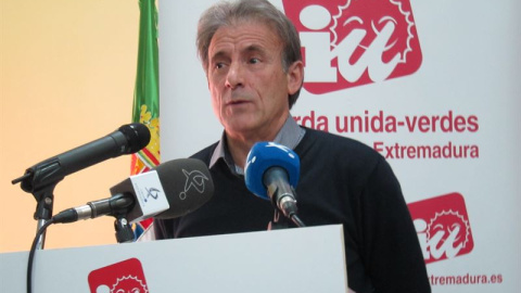 El coordinador regional de IU en Extremadura, Pedro Escobar. E.P.