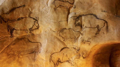 Pinturas de hace 17.000 años del segundo bisonte europeo en la cueva francesa de Niaux.-D. VIET/CRT MIDI PYRENEES