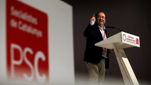 El líder del PSC, Miquel Iceta, durante su discurso tras ser ratificado en el congreso del PSC. / ALBERTO ESTÉVEZ (EFE)