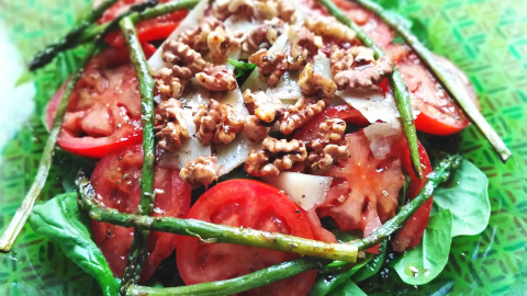 Ensalada de espinacas y queso de cabra