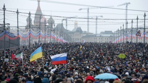 Manifestación en Moscú en honor a Boris Nemtsov, líder opositor recientemente asesinado. REUTERS