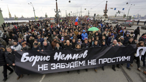 Manifestación en Moscú en honor a Boris Nemtsov, líder opositor recientemente asesinado. REUTERS