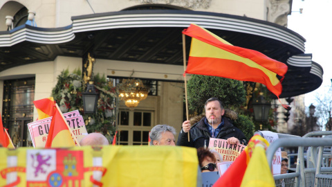 Protesta de Hazte Oír contra la formación del Gobierno progresista. HAZTE OÍR