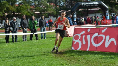 José Luis Capitán en una carrera de cross hace unos años.