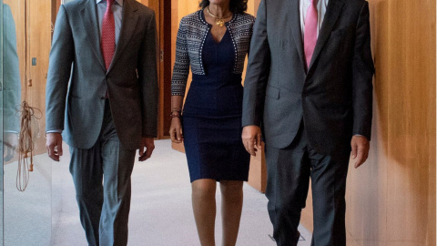 Andrea Orcel, Ana Botín,  y José Antonio Álvarez, en la sede del Banco de Santander, el día que se anunció el frustrado fichaje del banquero italiano como consejero delegado de la entidad española. REUTERS