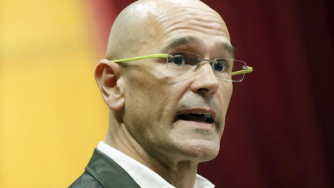 El diputado de Junts pel Si, Raül Romeva, durante su intervención ante el pleno./ EFE