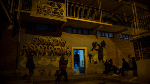 La fachada del Espacio Asociativo de la UVA donde se ubica la Hortaleza Boxing Crew. JAIRO VARGAS