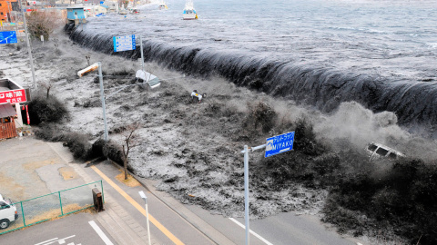 Imagen del Tsunami del 2011, en Fukushima. EFE