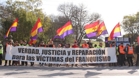 Concentración en el Valle de los Caídos / Federación Estatal de Foros por la Memoria