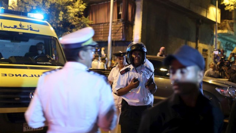 Un niño muere por la explosión de una bomba oculta en un balón de fútbol en El Cairo / REUTERS